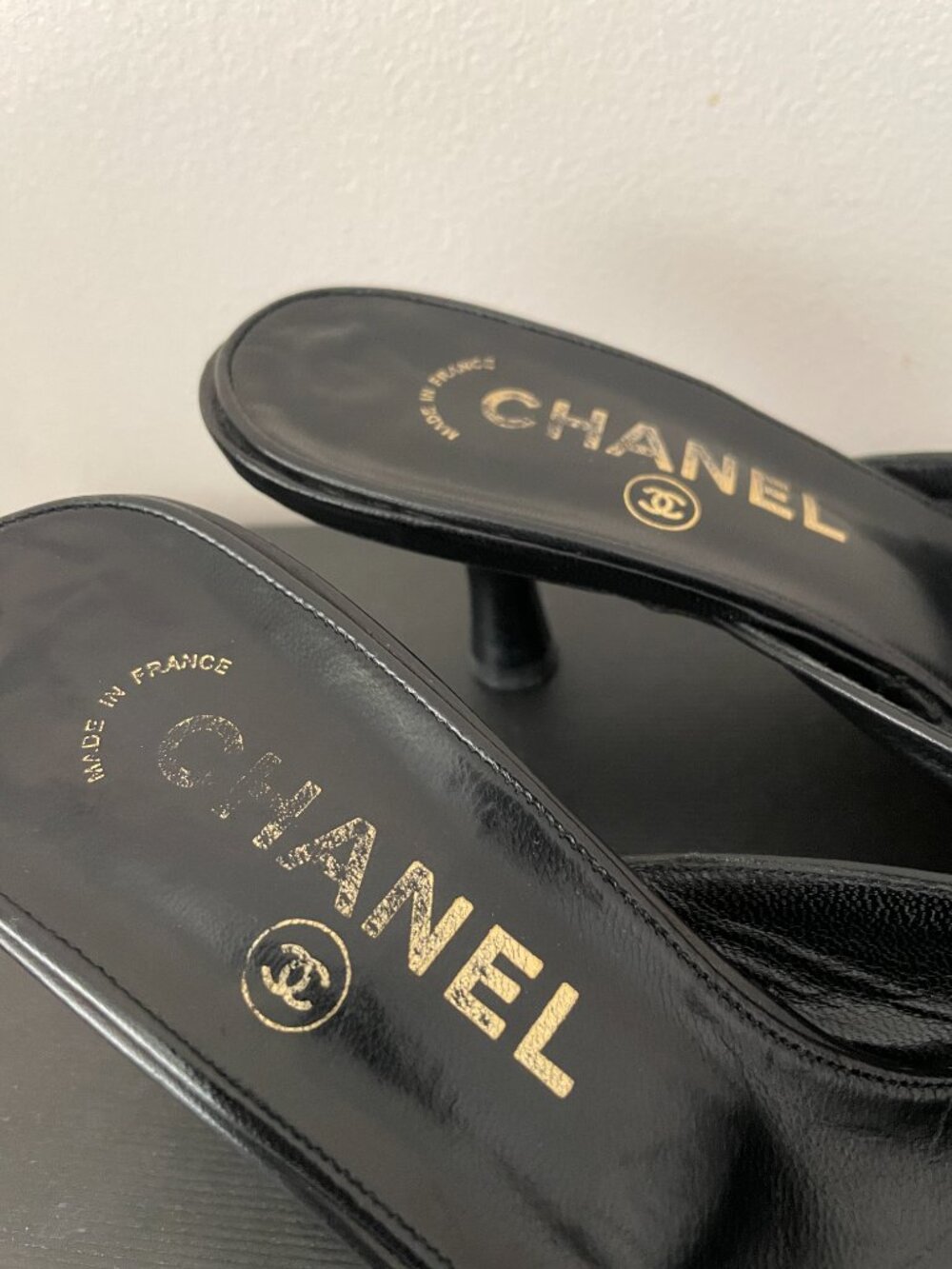 CHANEL Leather Kitten Heels Slip On - Picture 7 of 16